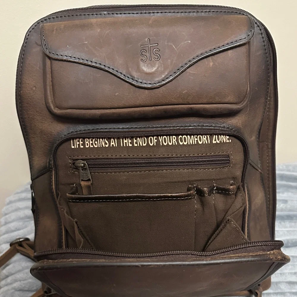 STS Ranchwear Tan Leather Backpack - Picture 10 of 12